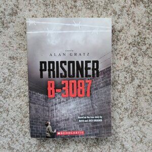 Prisoner B-3087 by Alan Gratz (Scholastic Paperback)